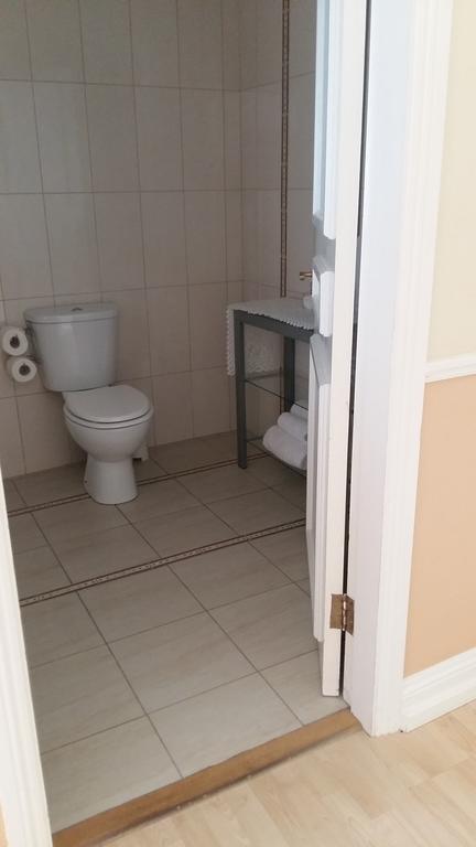 Abacus Guesthouse Голуэй Экстерьер фото