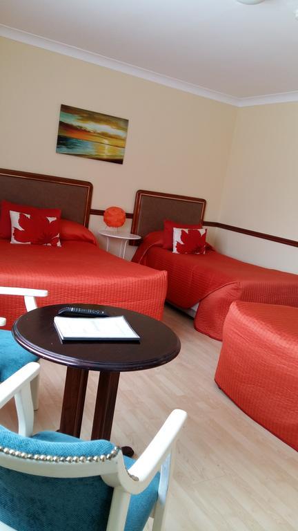 Abacus Guesthouse Голуэй Экстерьер фото